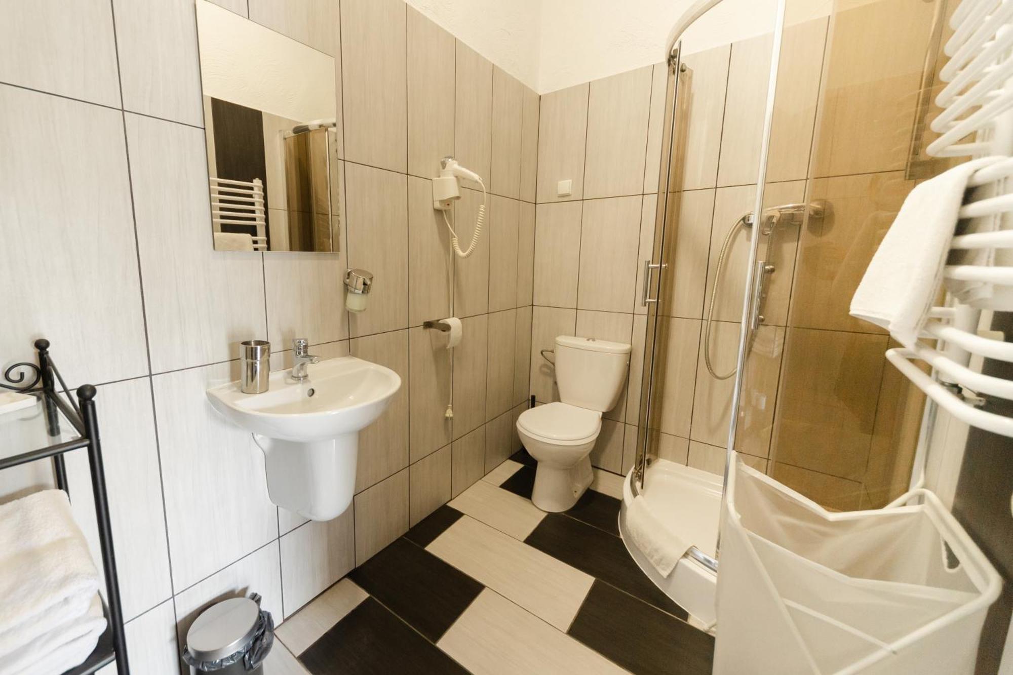 Sloneczna Hotel Sierakow  Eksteriør billede